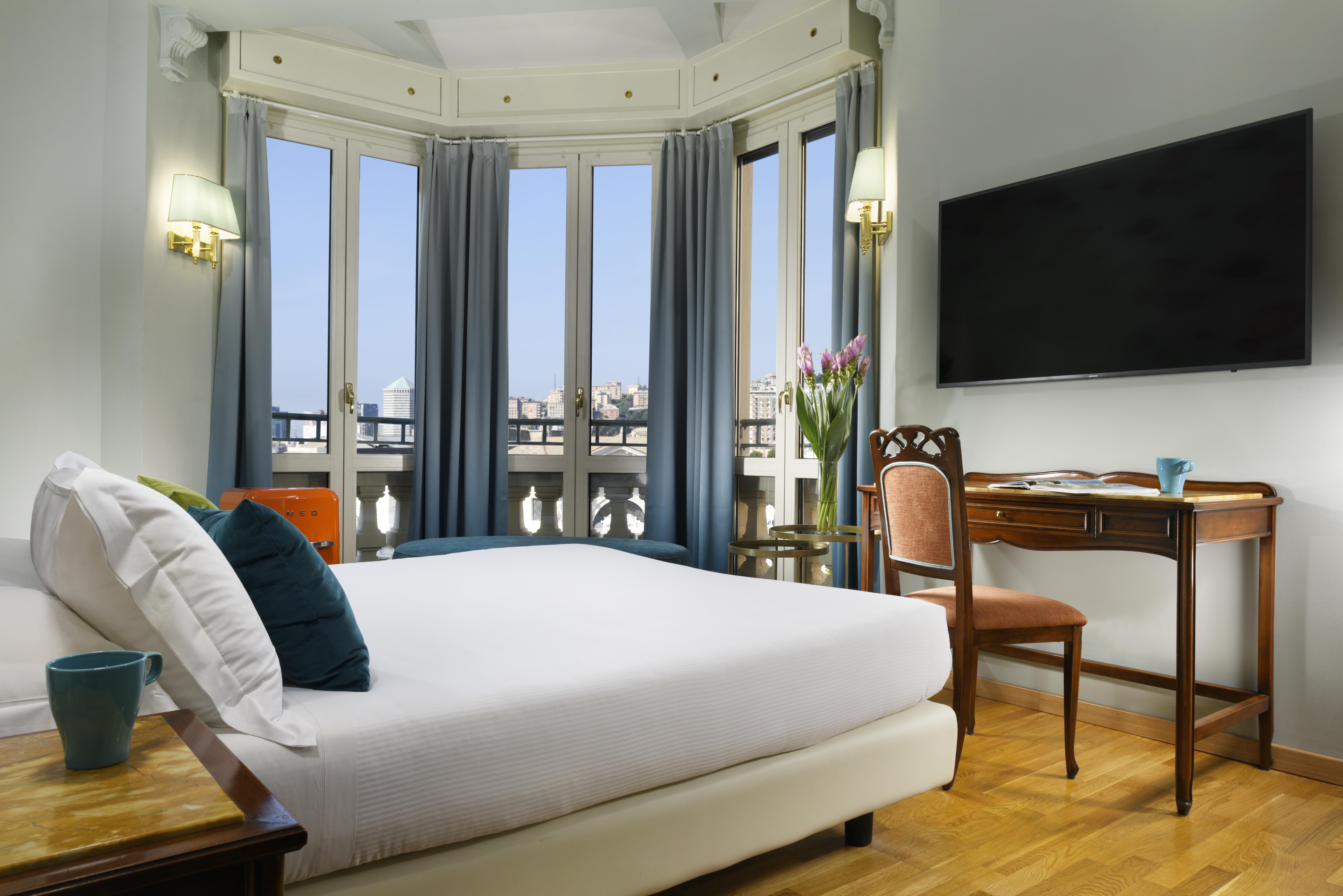 Hotel Continental Genova Esterno foto