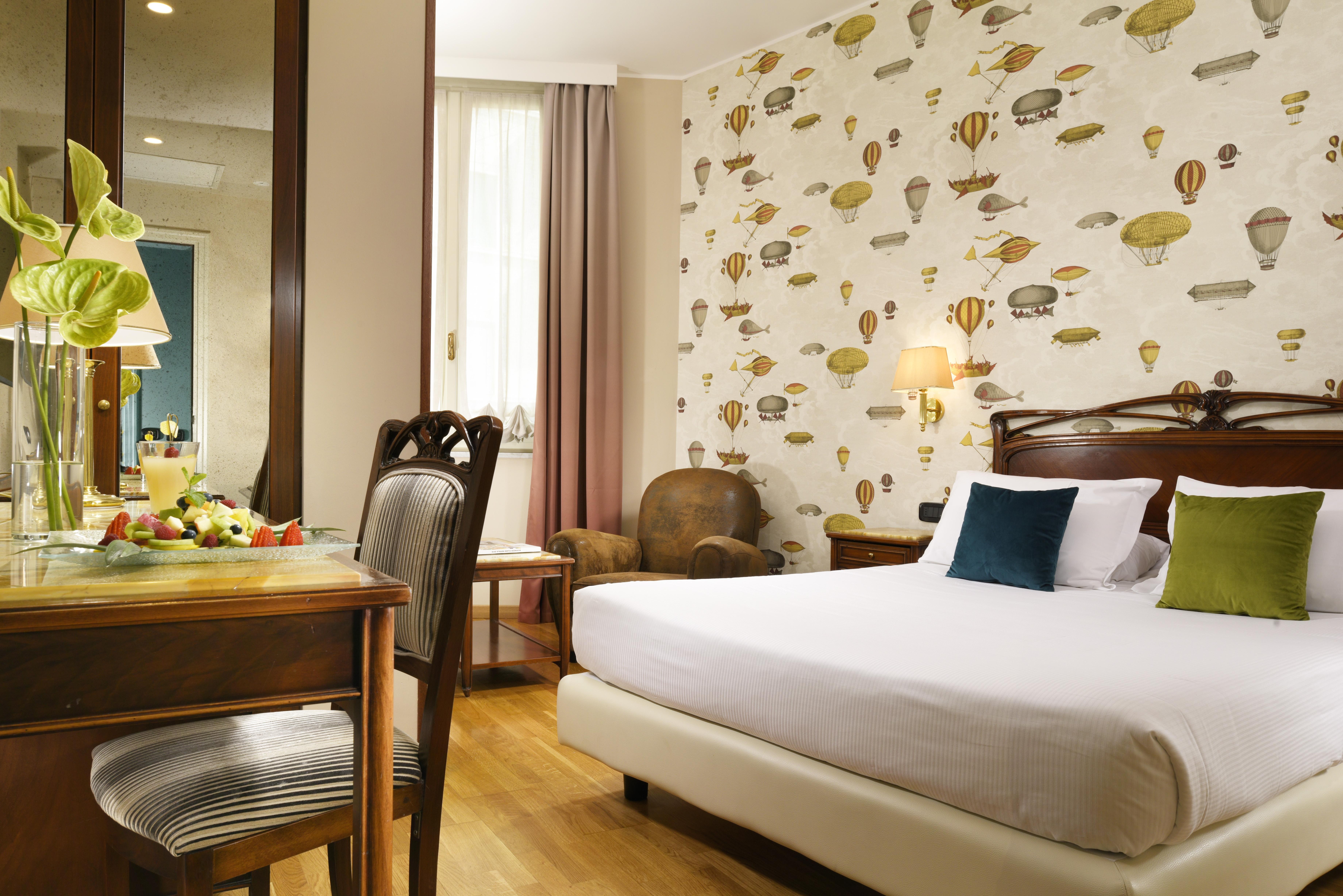 Hotel Continental Genova Esterno foto