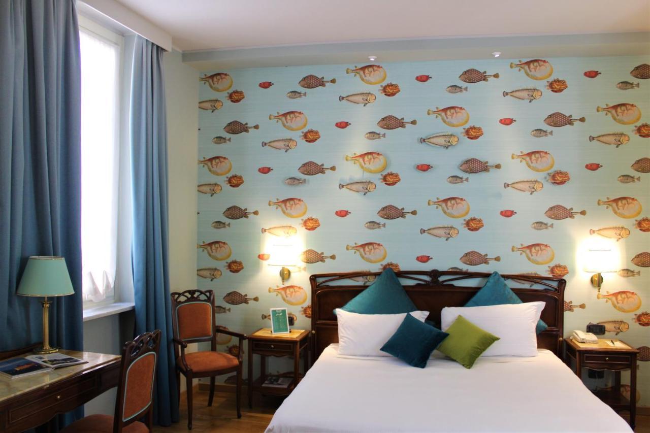 Hotel Continental Genova Esterno foto