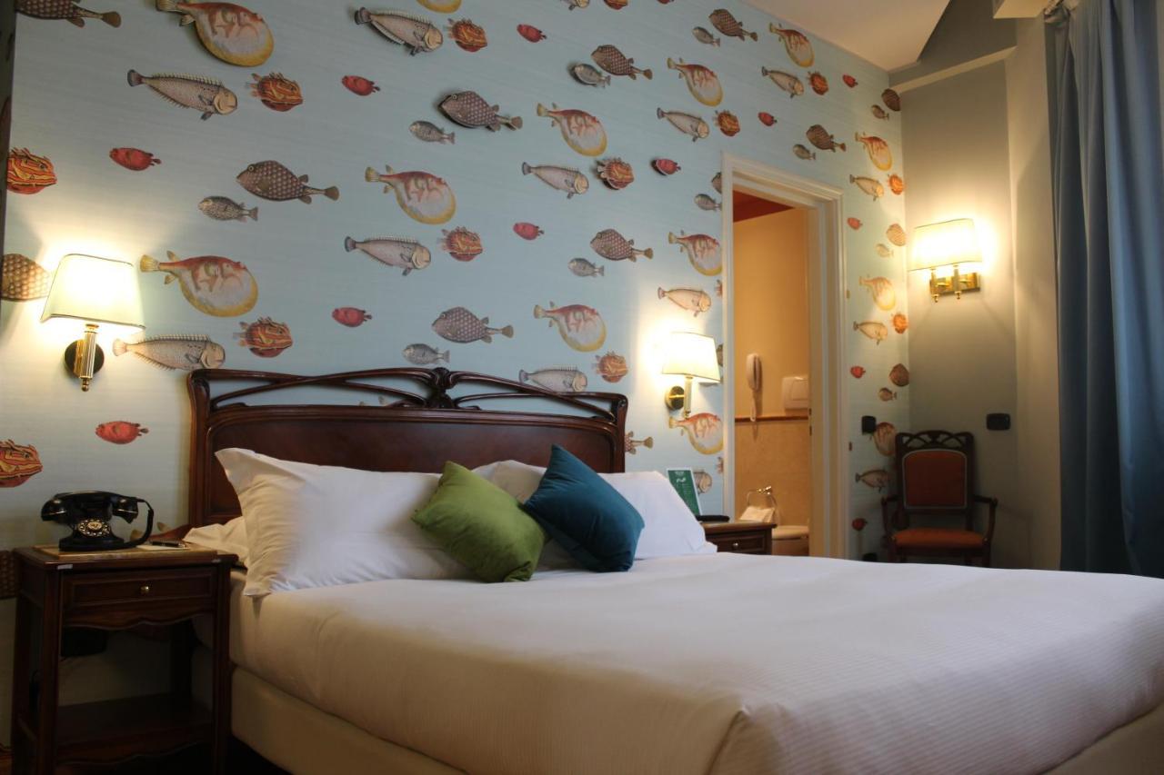 Hotel Continental Genova Esterno foto