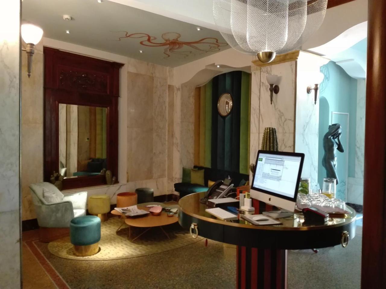 Hotel Continental Genova Esterno foto