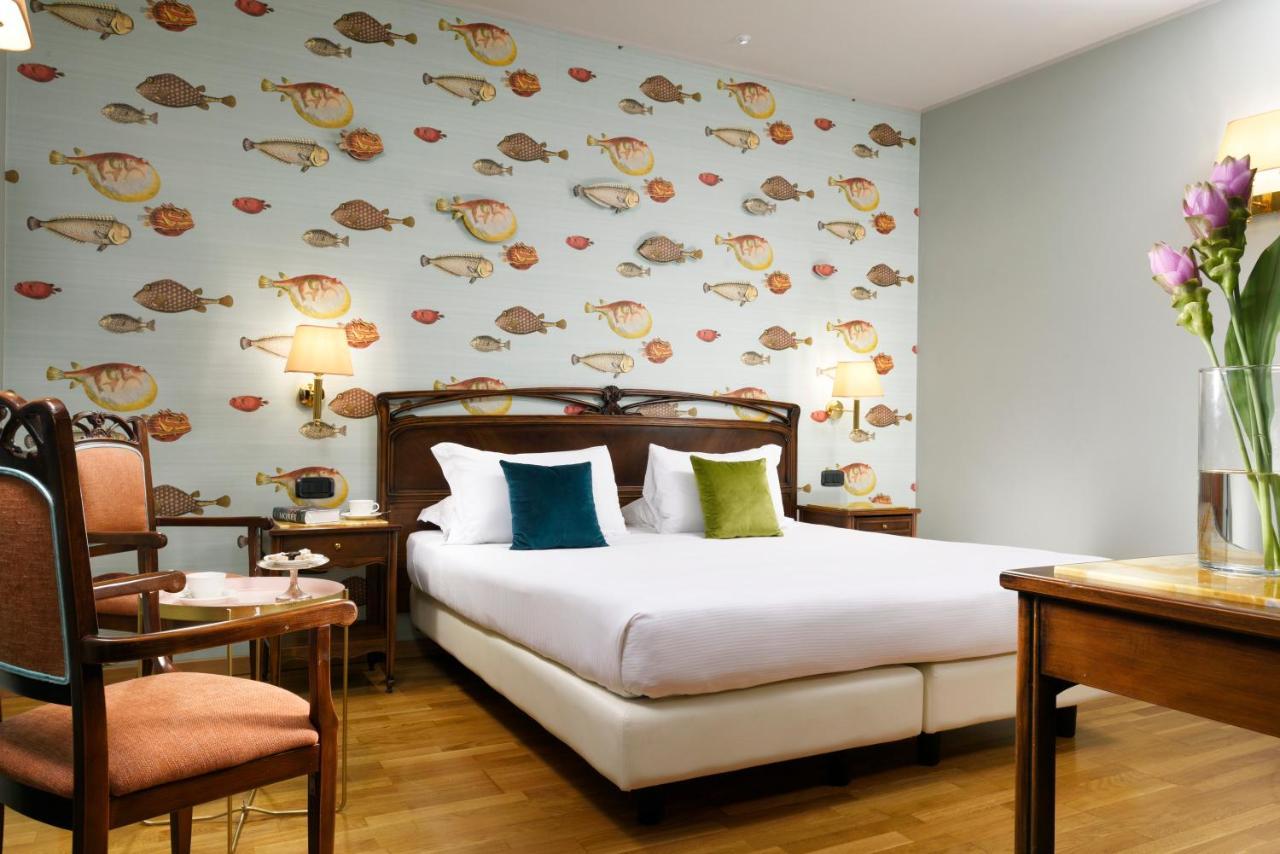 Hotel Continental Genova Esterno foto